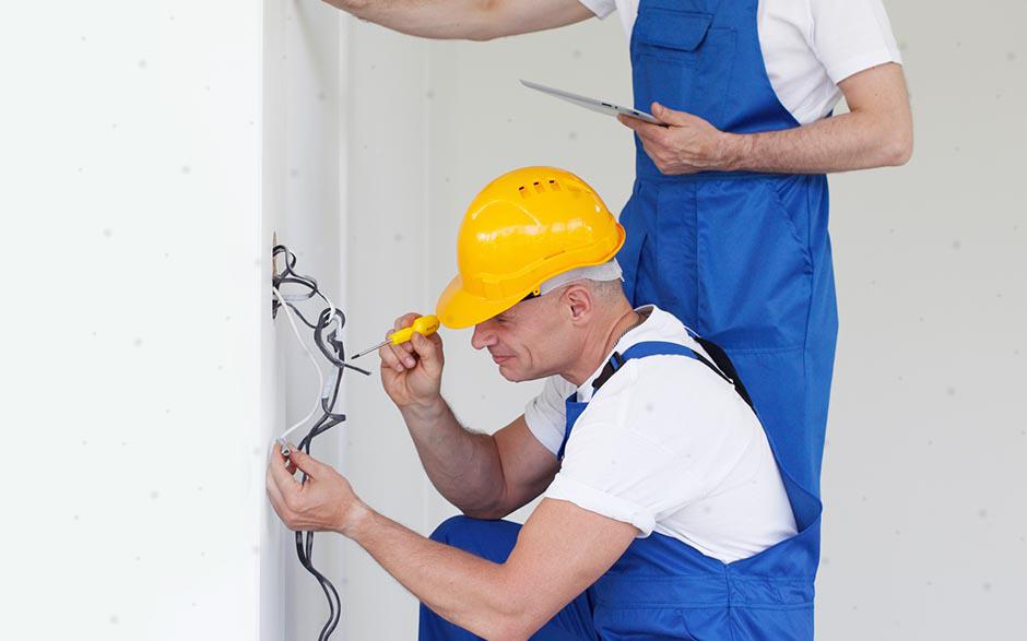 tarif horaire électricien Courbevoie